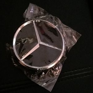 3 Replacement Mercedes Benz wheel cap